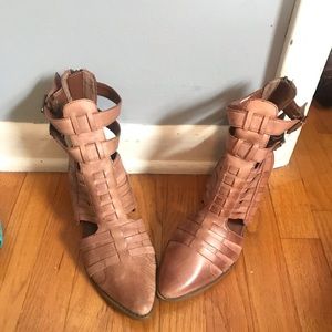 Chinese Laundry booties